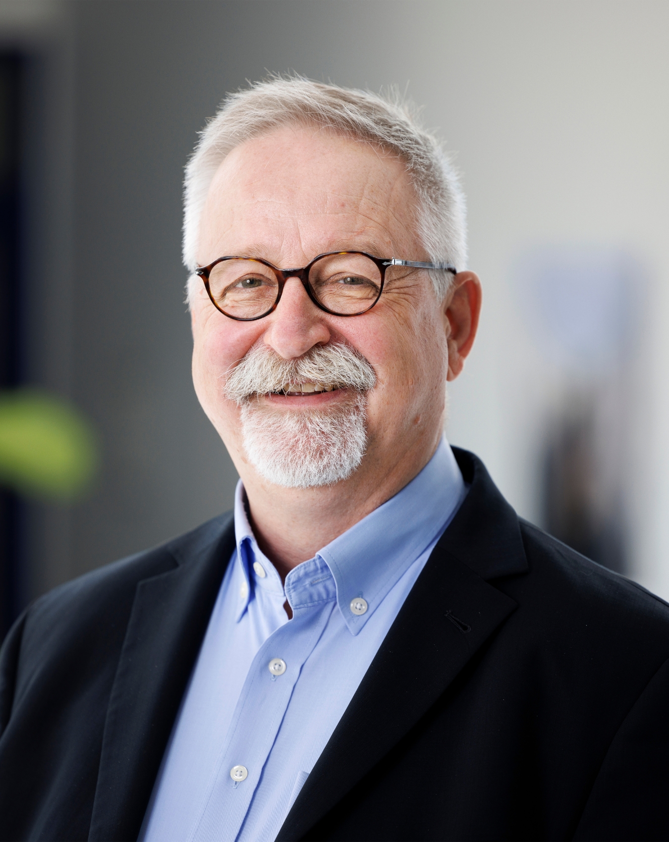 a man wearing glasses