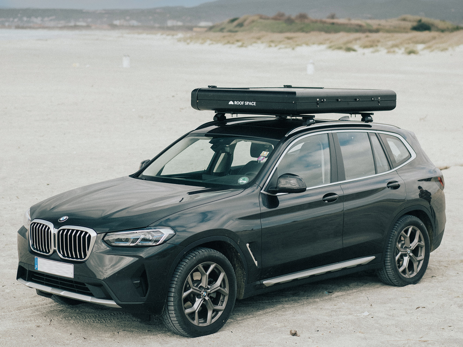 Roofspace Autodach-Zelt zugeklappt